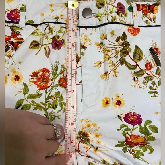 Disney Alice Through The Looking Glass Designer Collection Floral Cropped Pants - Picture 13 of 13